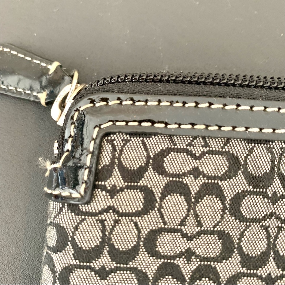 Coach Signature Black Padded Case